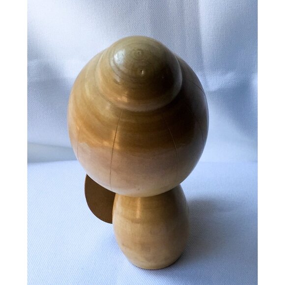 Japanese Kokeshi Doll Girl Holding Parasol Umbrella 5 7/8 “ Red Signature Maker - Picture 4 of 6